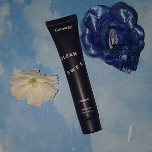 5/$25 Curology Clean Sweep Cleanser NWT